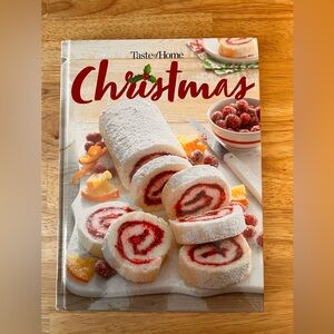 Taste of Home Christmas 2022 Book Recipe Collection 250+recipes decor Celebrate